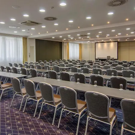 Munich By Ihg 4* Unterhaching
