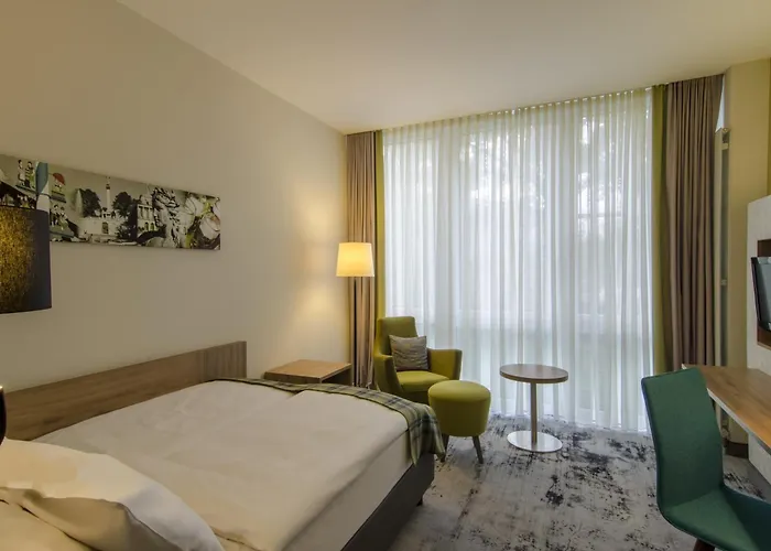 ホテル Munich By Ihg 4*