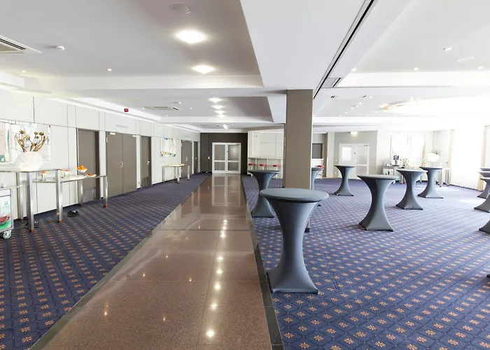 Munich By Ihg ホテル 4*