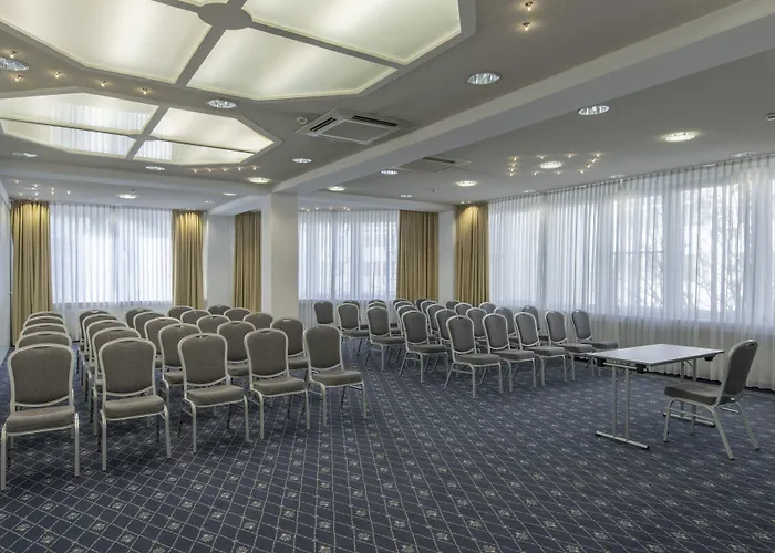 Munich By Ihg 4*