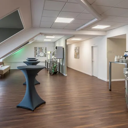 Munich By Ihg 4*