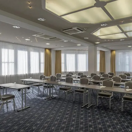 Munich By Ihg Unterhaching