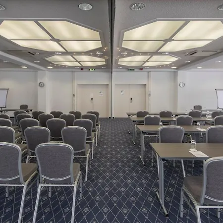 Munich By Ihg Hotel 4*