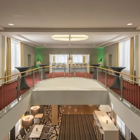 Munich By Ihg ウンターハヒング