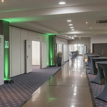 ホテル Munich By Ihg