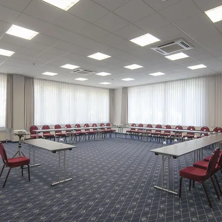 Munich By Ihg ホテル 4*