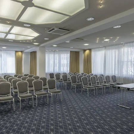 Munich By Ihg 4*